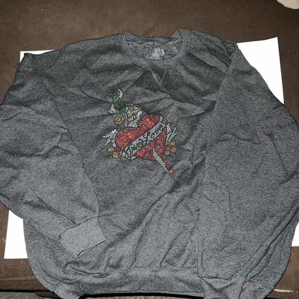 Fruit of the Loom Dark Gray Heart and Ribbon Women's Sweater